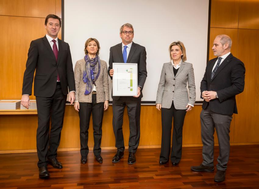 Entrega del diploma Wineries for Climate Protection